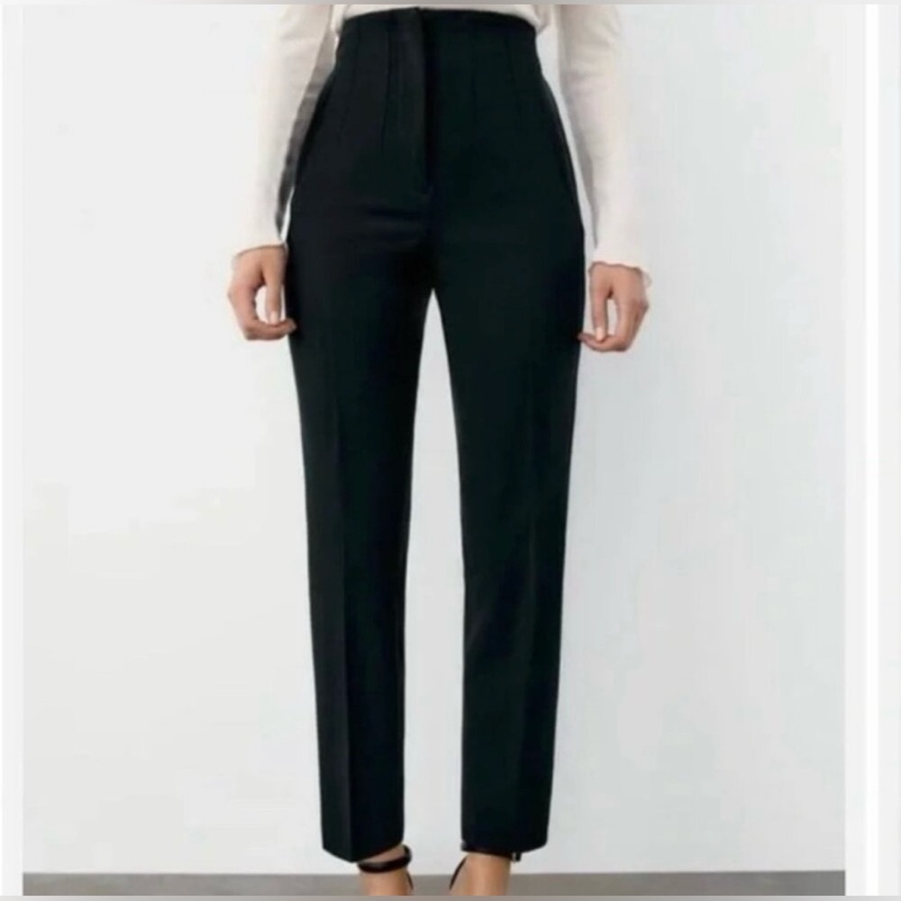 Zara Women’s black Flat high waist trouser dress pants bloggers Fave in size S